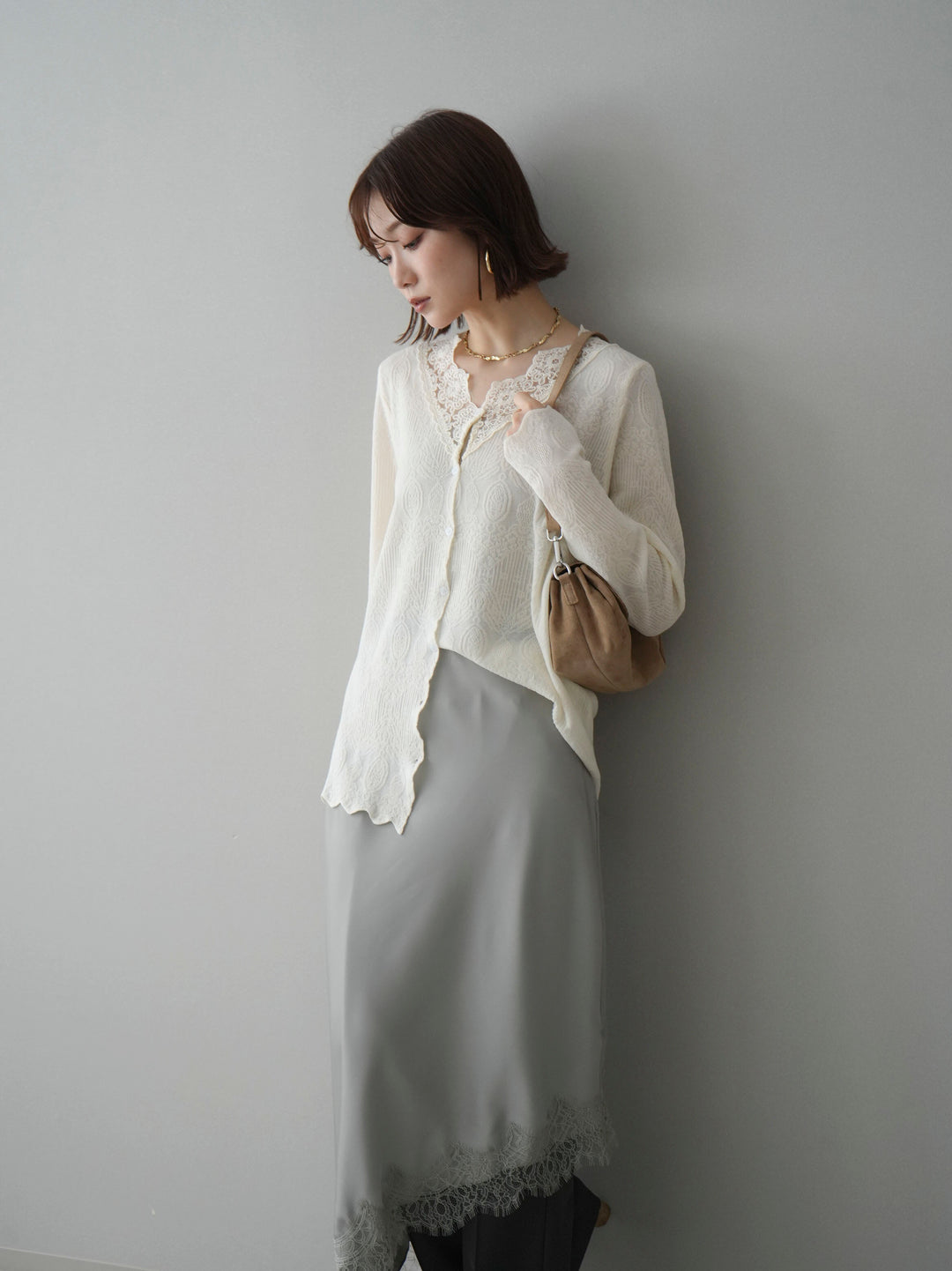 [SET]レースネックジャガードニットカーディガン+センターシームフレアパンツ+サテンライクアシメレーススカート(3set)