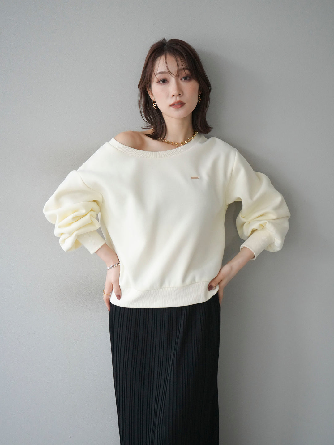 [予約]プレート付裏起毛ワンショルプルオーバー/ivory