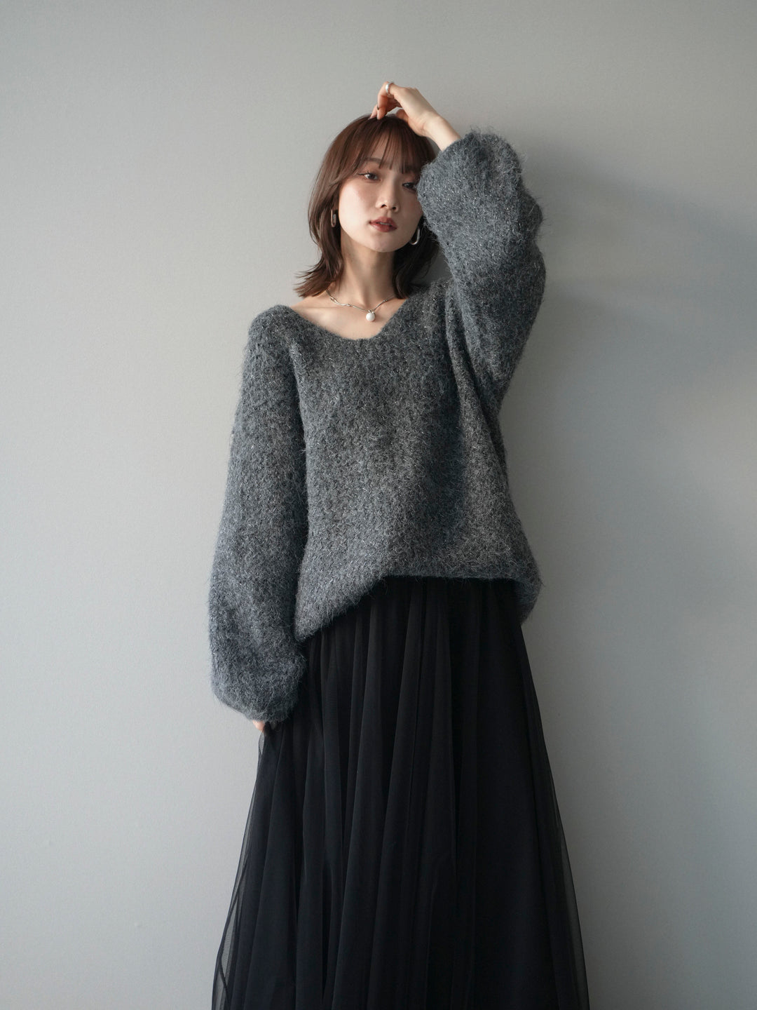 [SET]ウールタッチラメミックスヤーンVネックニットプルオーバー+チュールボリュームスカート(2set)