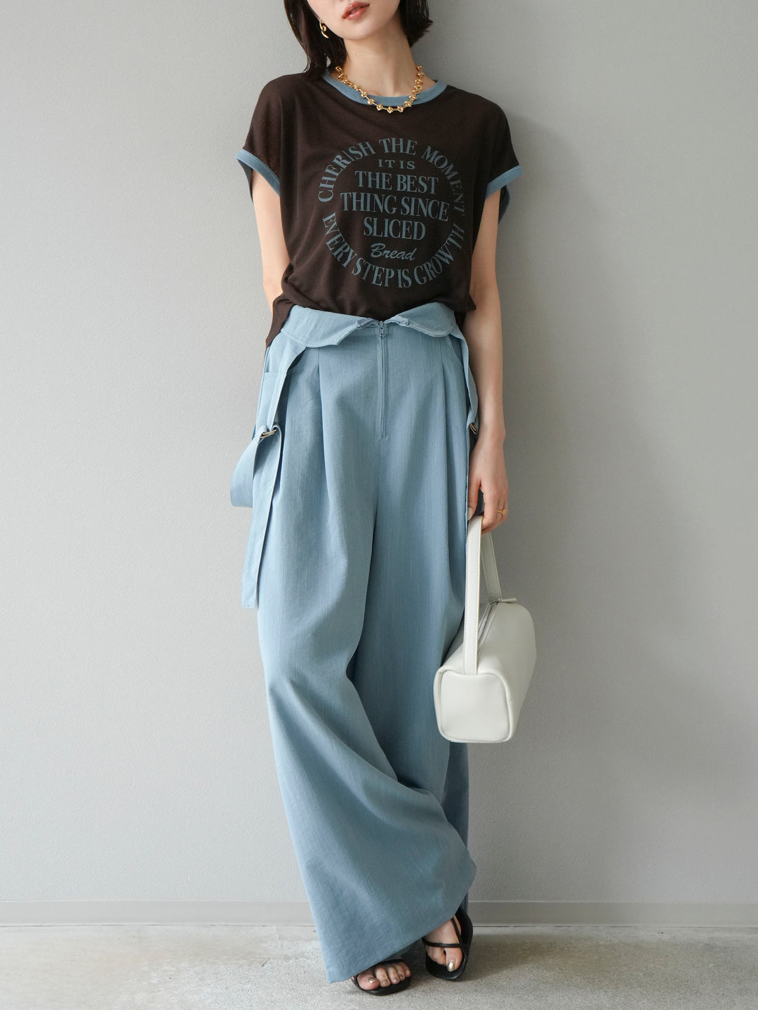 [SET]ストリングデザインハイウエストサロペット+シアーフライス ロゴプリントT (2set)