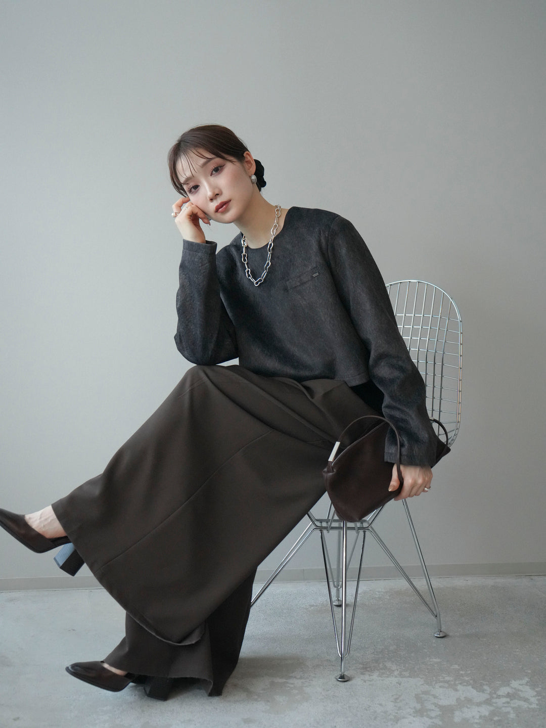 [予約]リブニットレイヤードスエードプルオーバー/charcoal