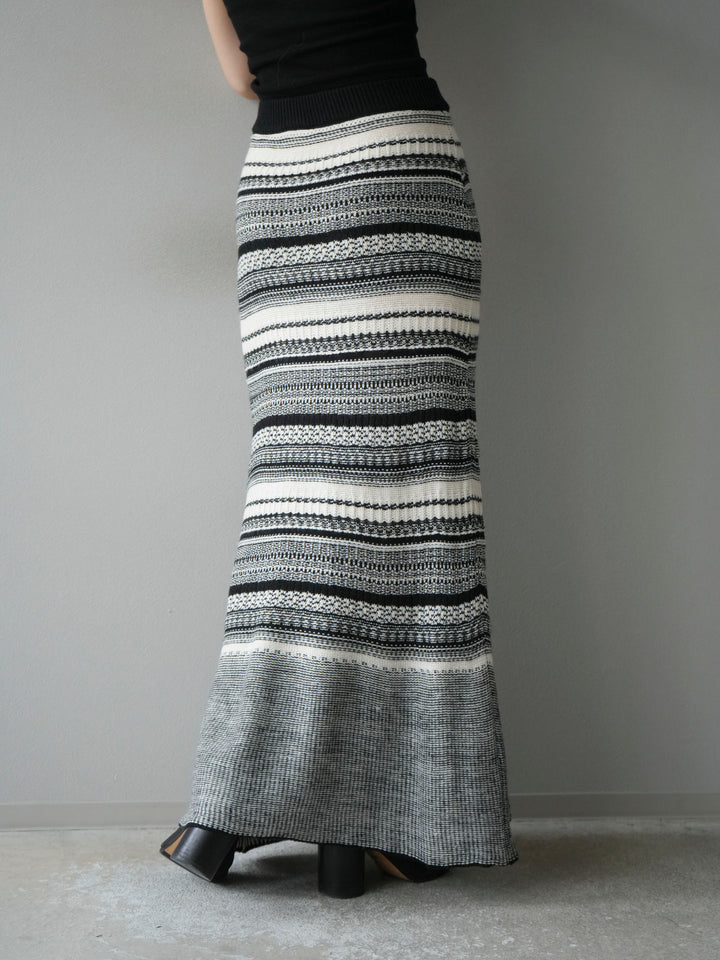 [予約]ガーター編みニットロングスカート/ホワイト×ブラック