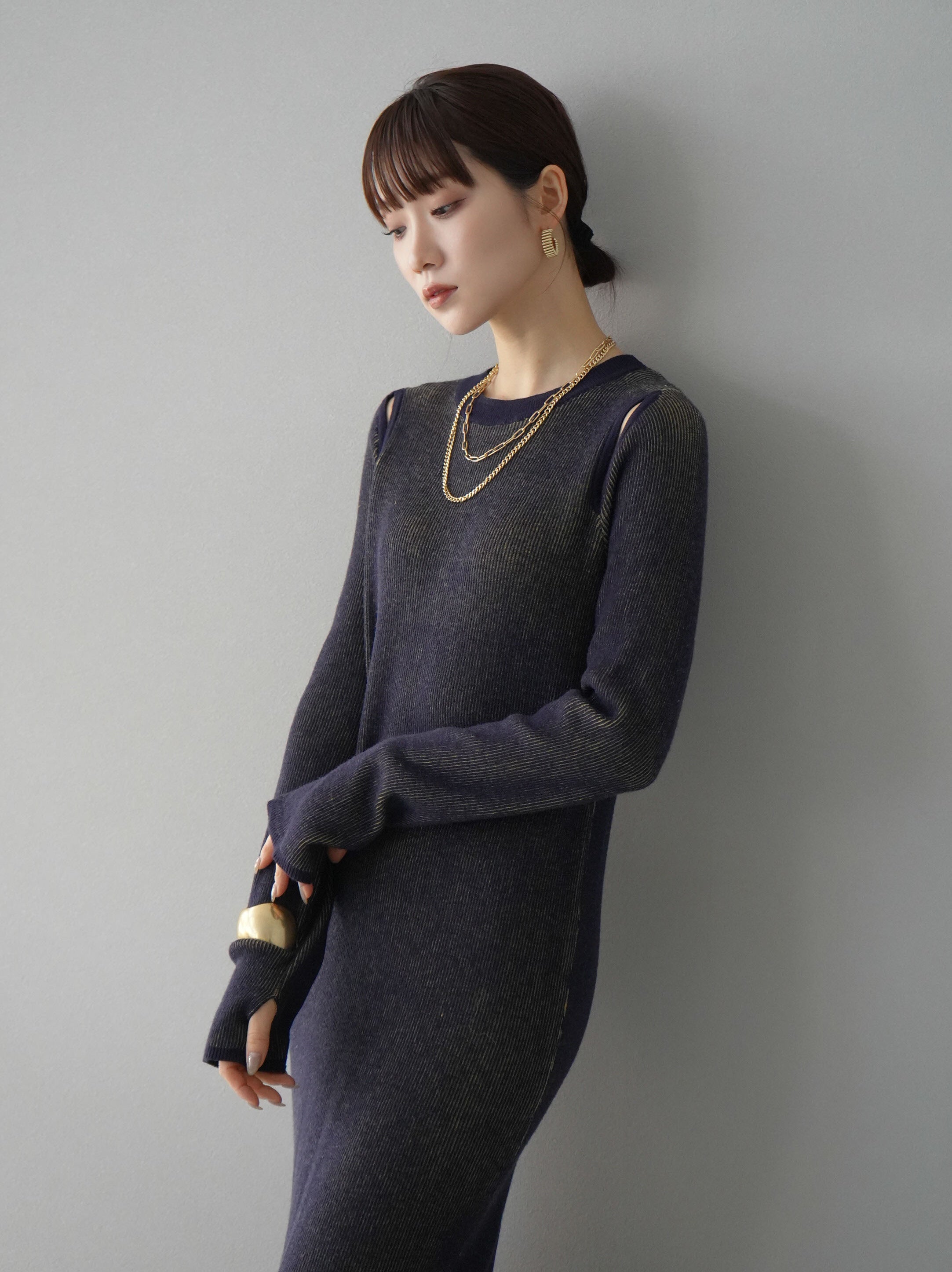 極美品 オーバーイー フロントボタンリブニットワンピース 96 ミルキー