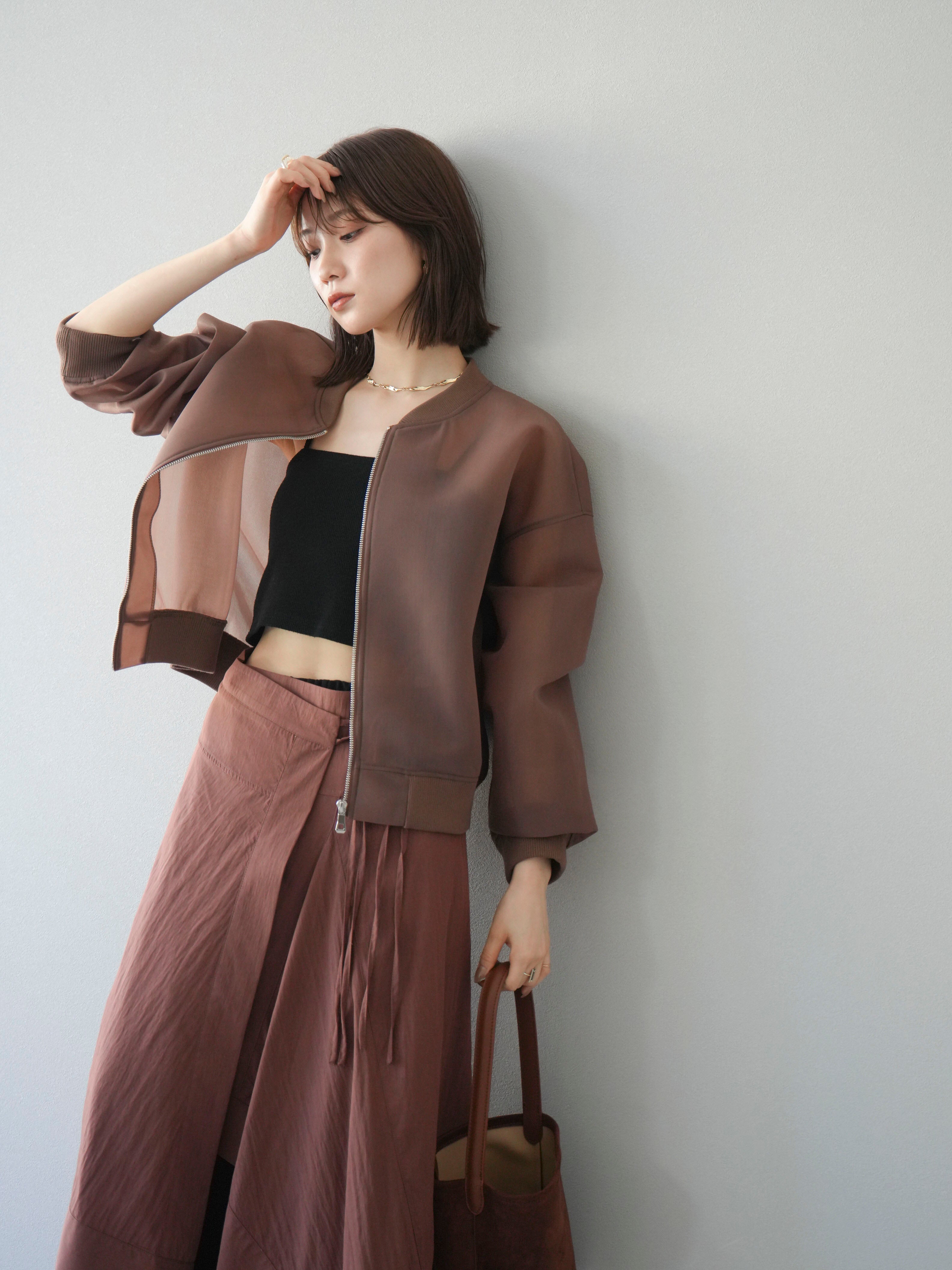 中村アン着✨新品❗️♥️PLST♥️ボリュームフリルエリプルオーバー M ブラウン ボリューム袖 フリルカラー ブラウス[品番：AZ000004426]｜andme