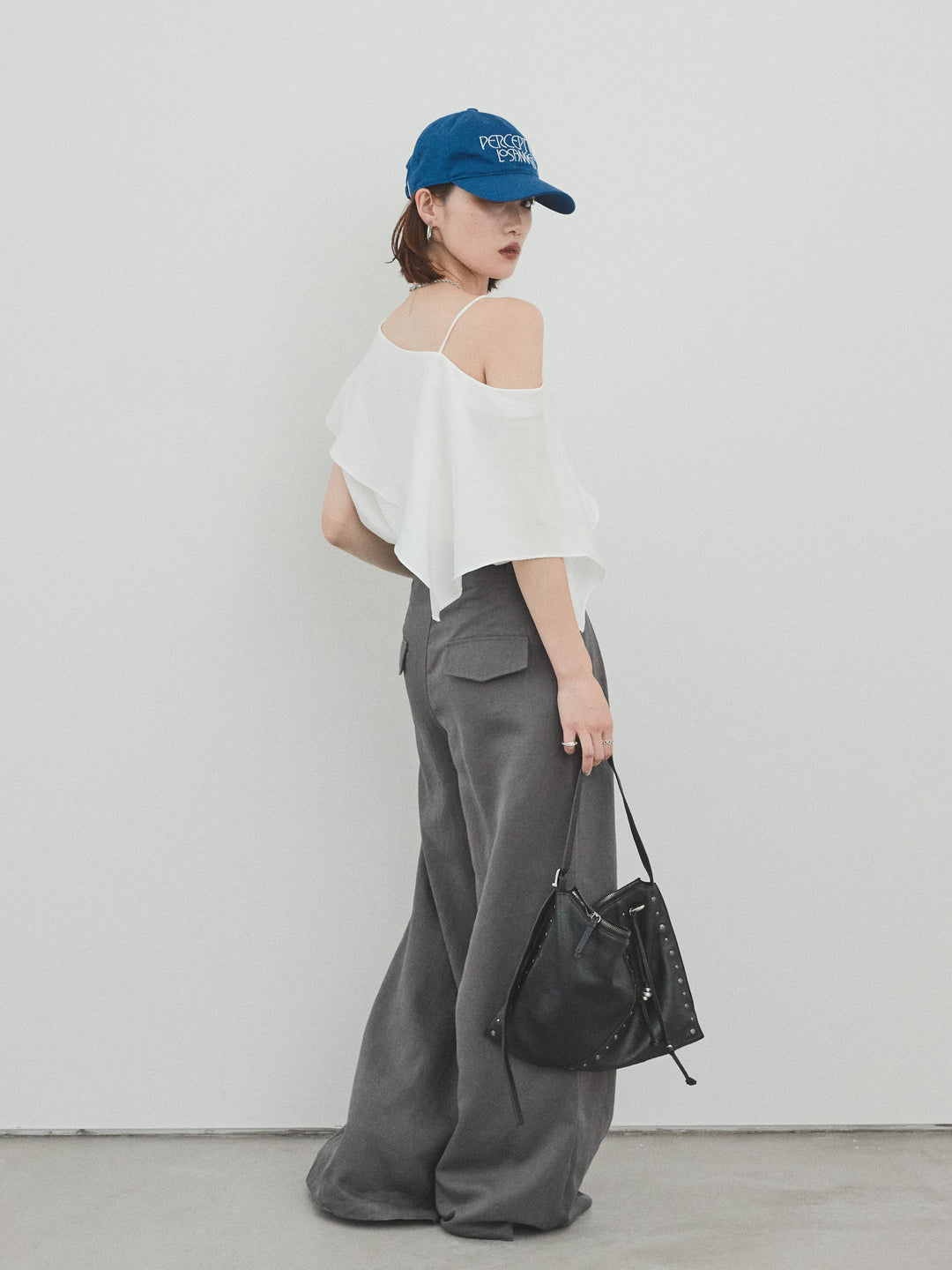 【預購】亞麻觸感褶皺寬褲/炭灰色