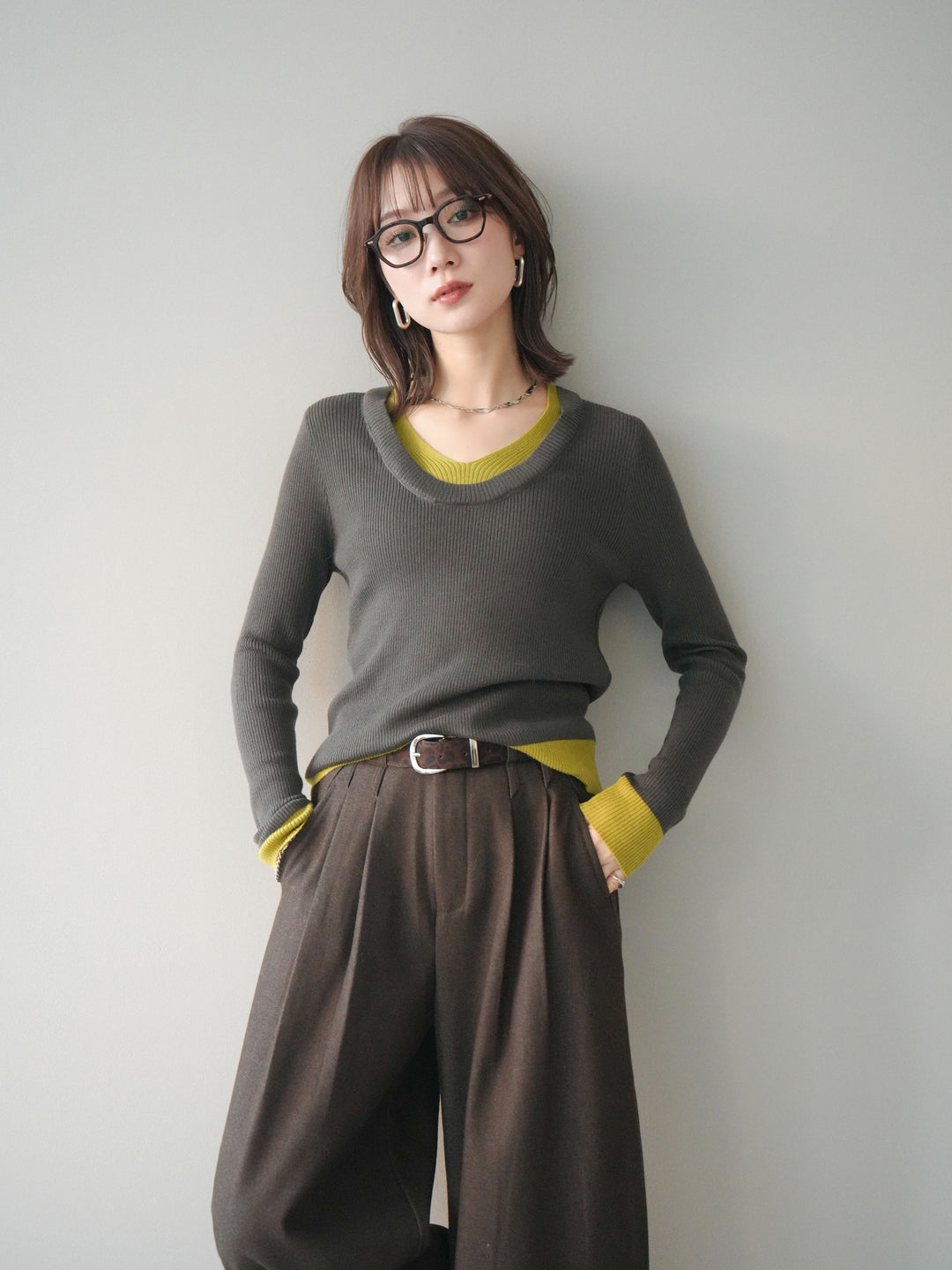 [SET]Uネック配色レイヤードリブニットトップス+Uネック配色レイヤードリブニットトップス(2set)