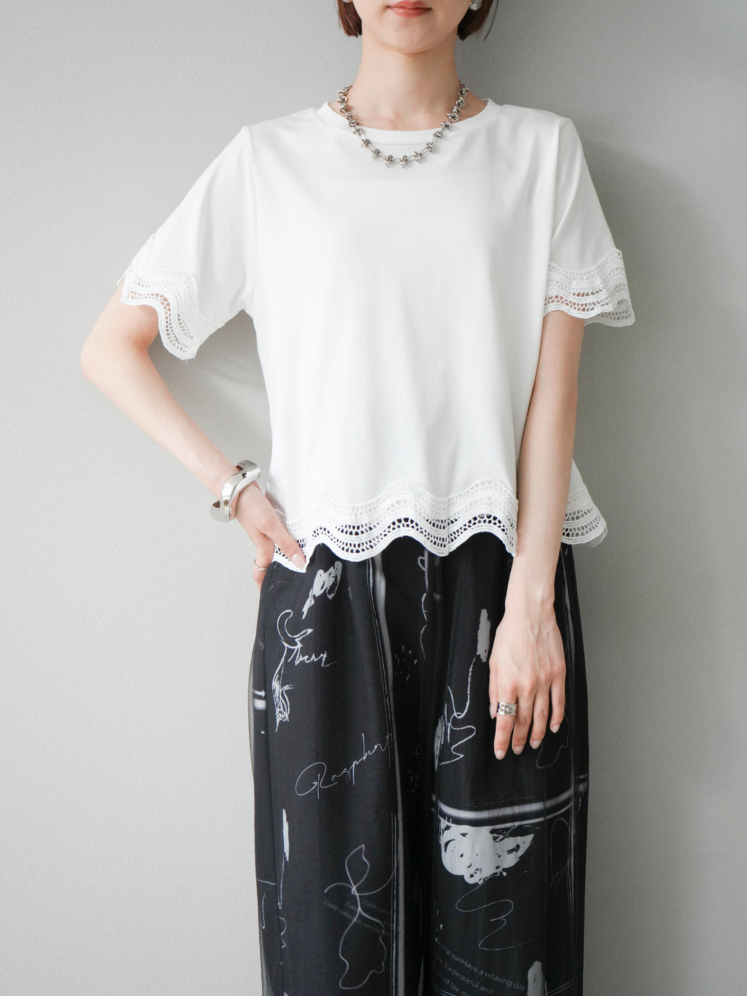 [SET]レース切替カットソー+コード刺繍チュールレイヤードパンツ(2set)