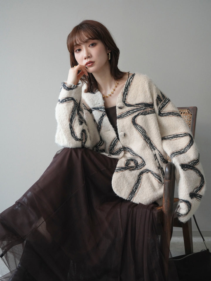 [予約]ニュアンス刺繍ブークレニットジャケット/white