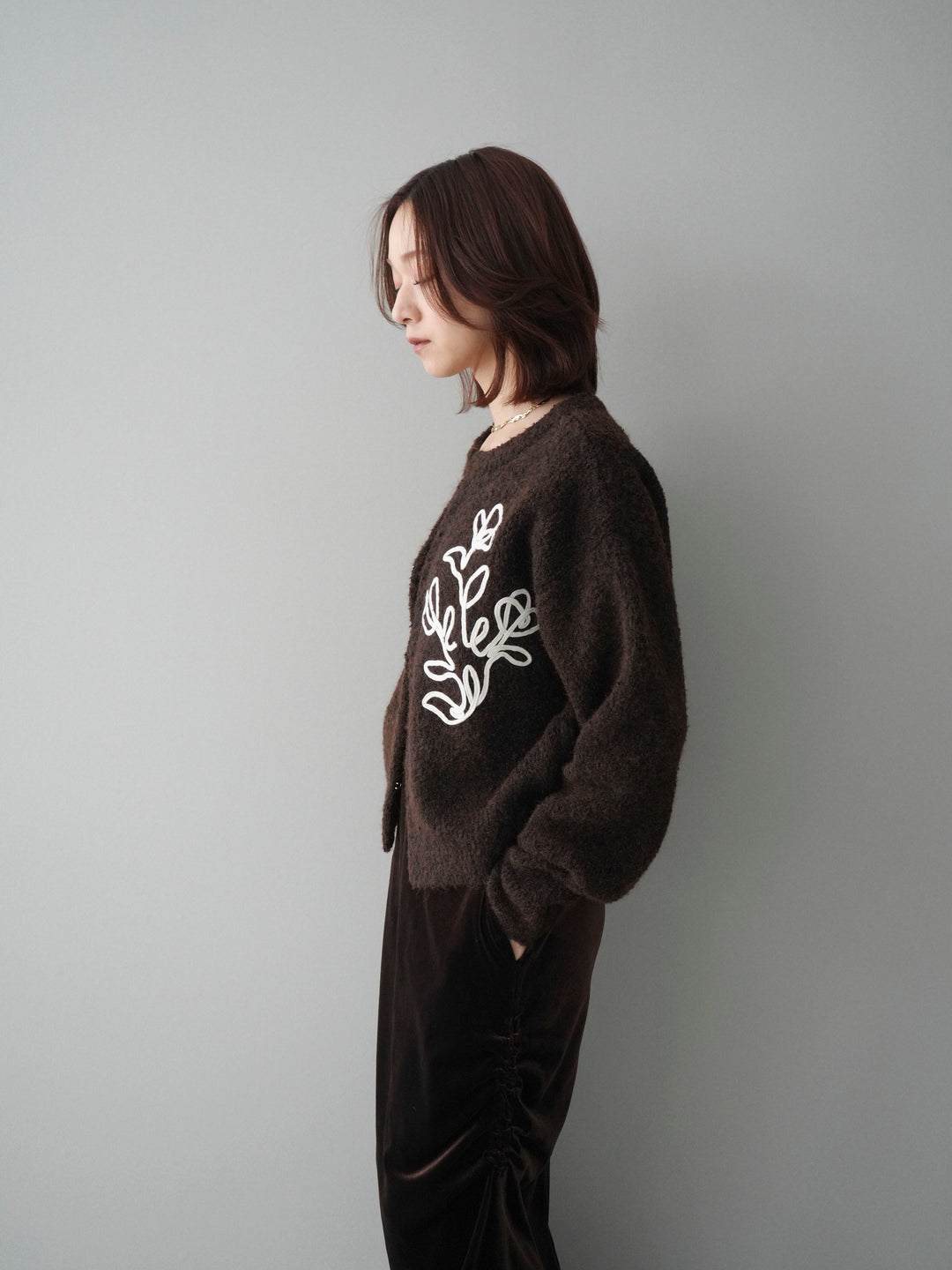 [SET]テープ刺繍ホック開きブークレニットカーディガン+選べるアクセセット(2set)