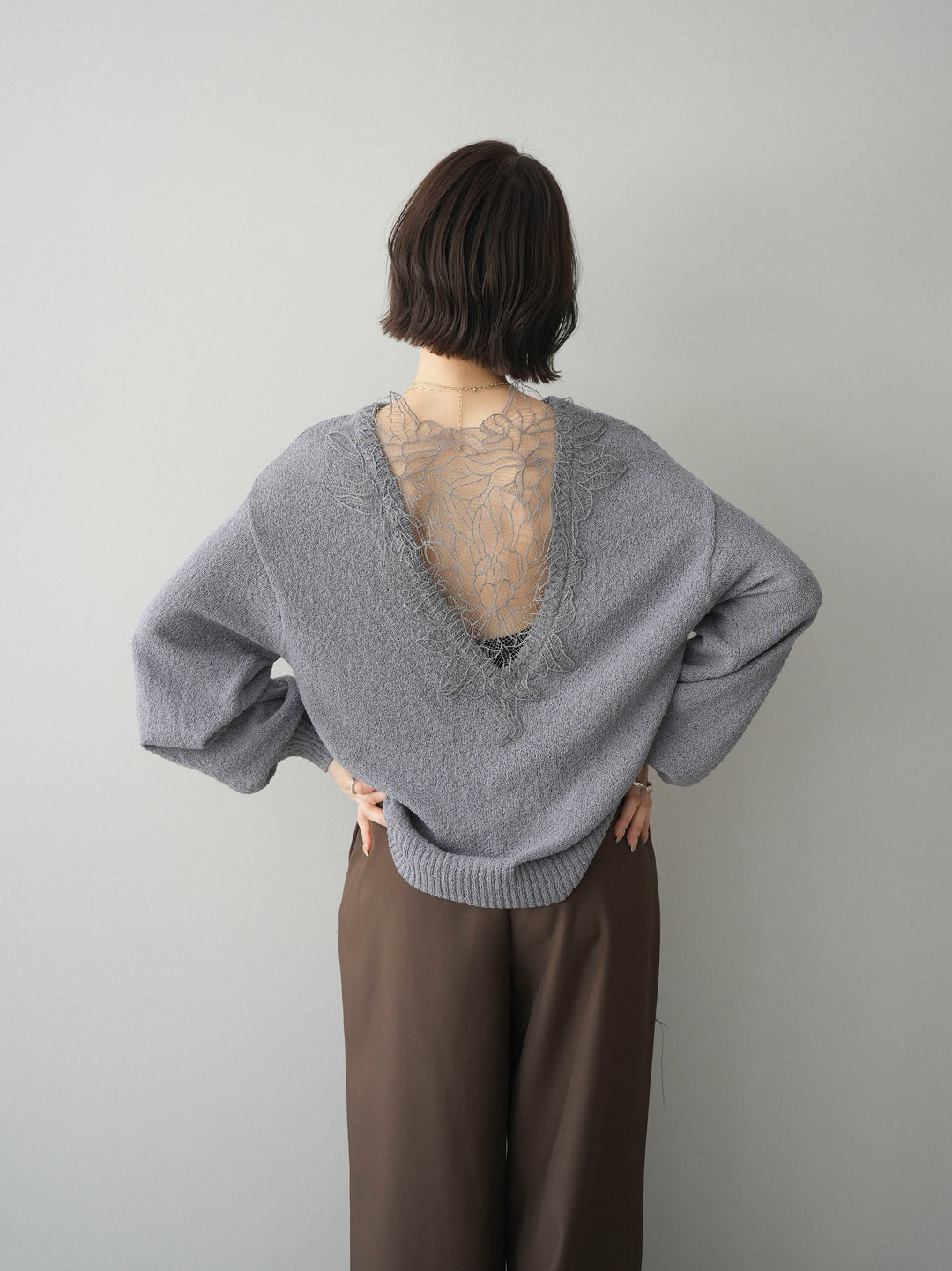 [予約]バックシアーフラワーレースニットプルオーバー/gray