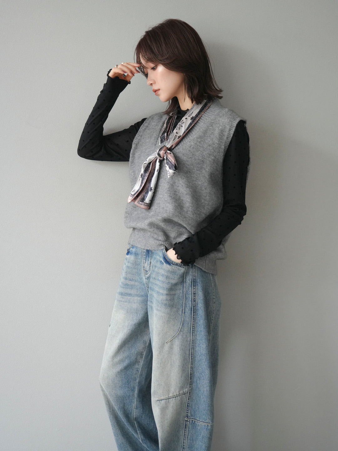 [予約]スカーフ付きニットベスト/gray