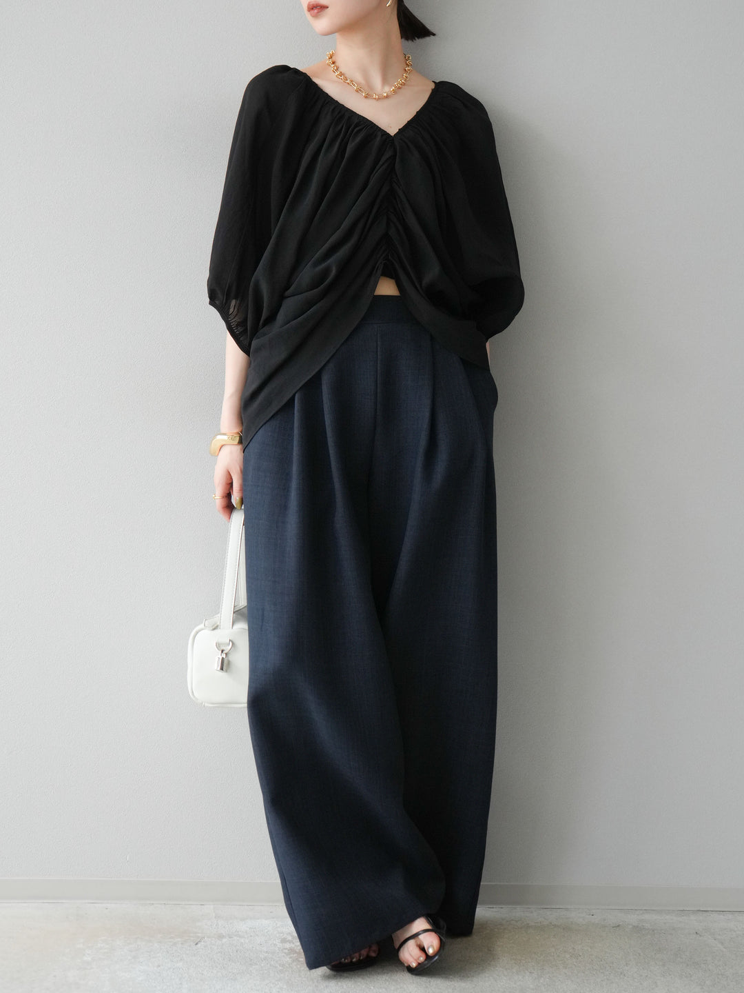 [予約]ボリュームスリーブシアータックブラウス/ブラック