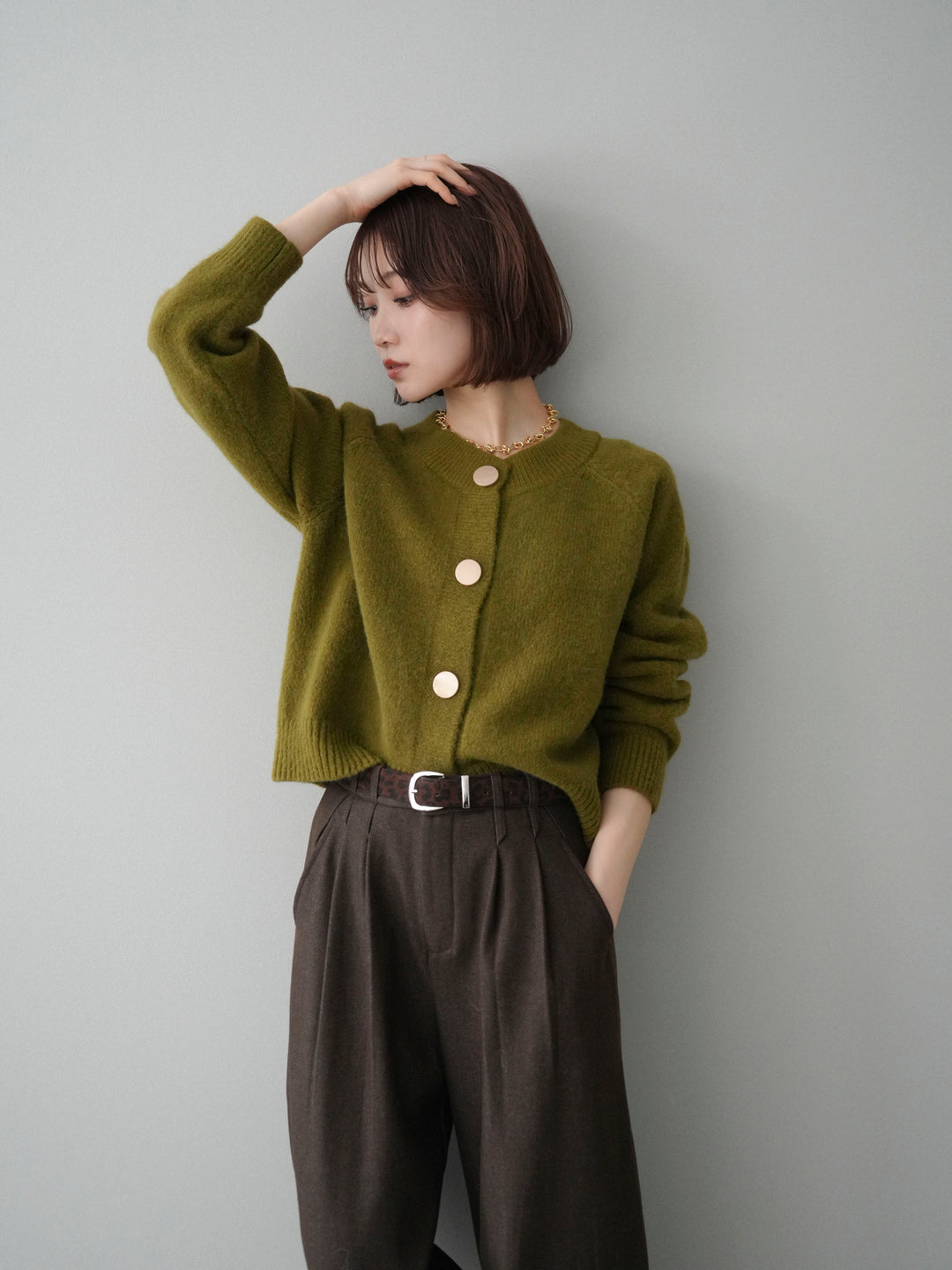 [SET]BIGボタンニットカーディガン+アニマル柄ベルト付きウールタッチワイドパンツ(2set)