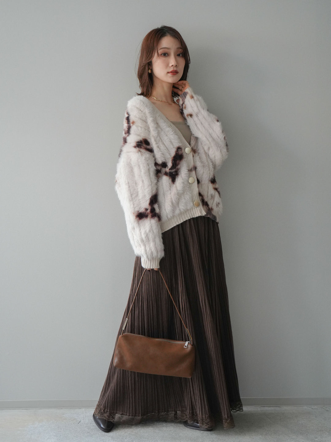 [SET]ニュアンス柄シャギーニットカーディガン+裾レーススウェードプリーツマキシスカート(2set)
