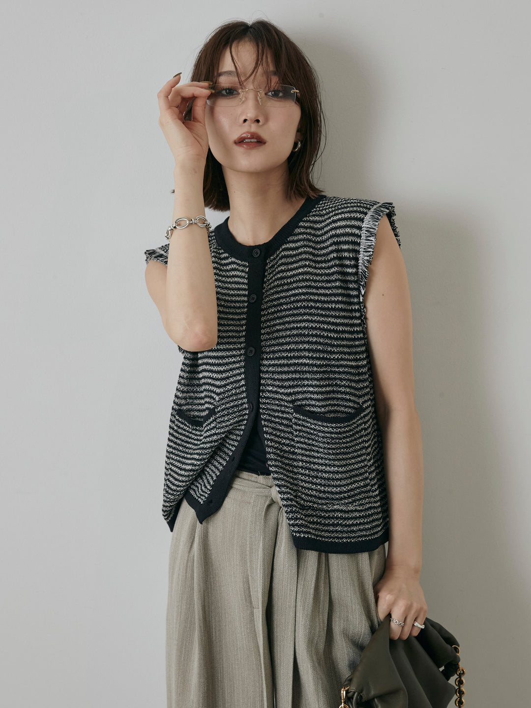 [予約]ボーダー袖フリンジニットベスト/ブラック