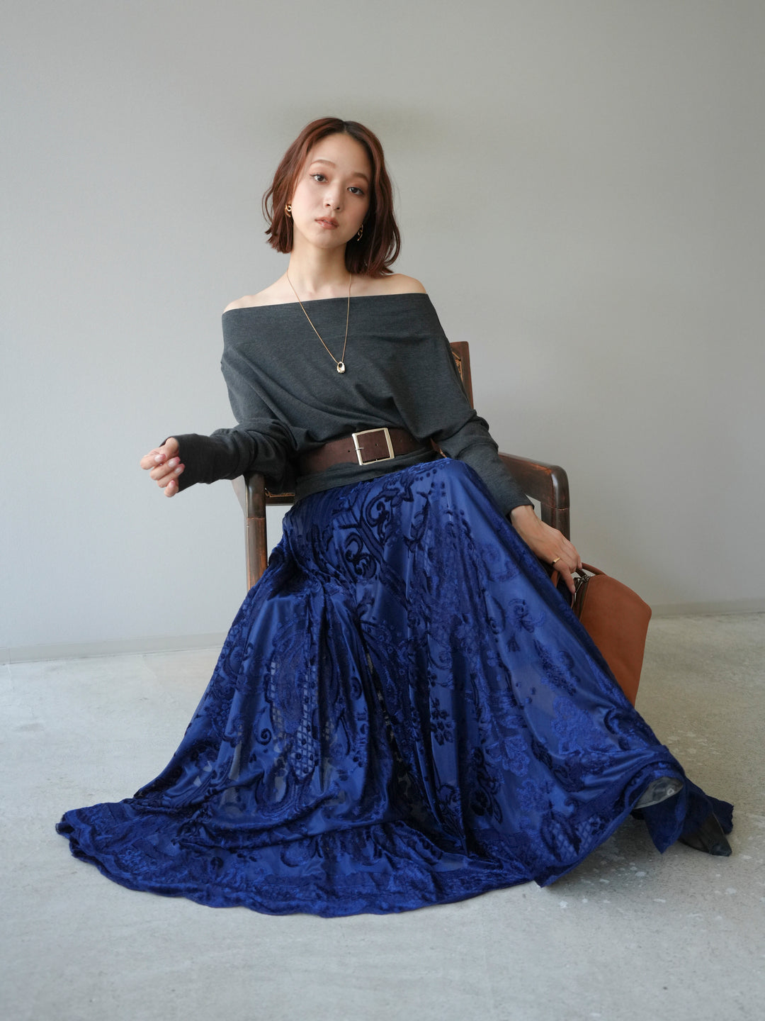 [予約]ベルト付オフショルカットソー/チャコール