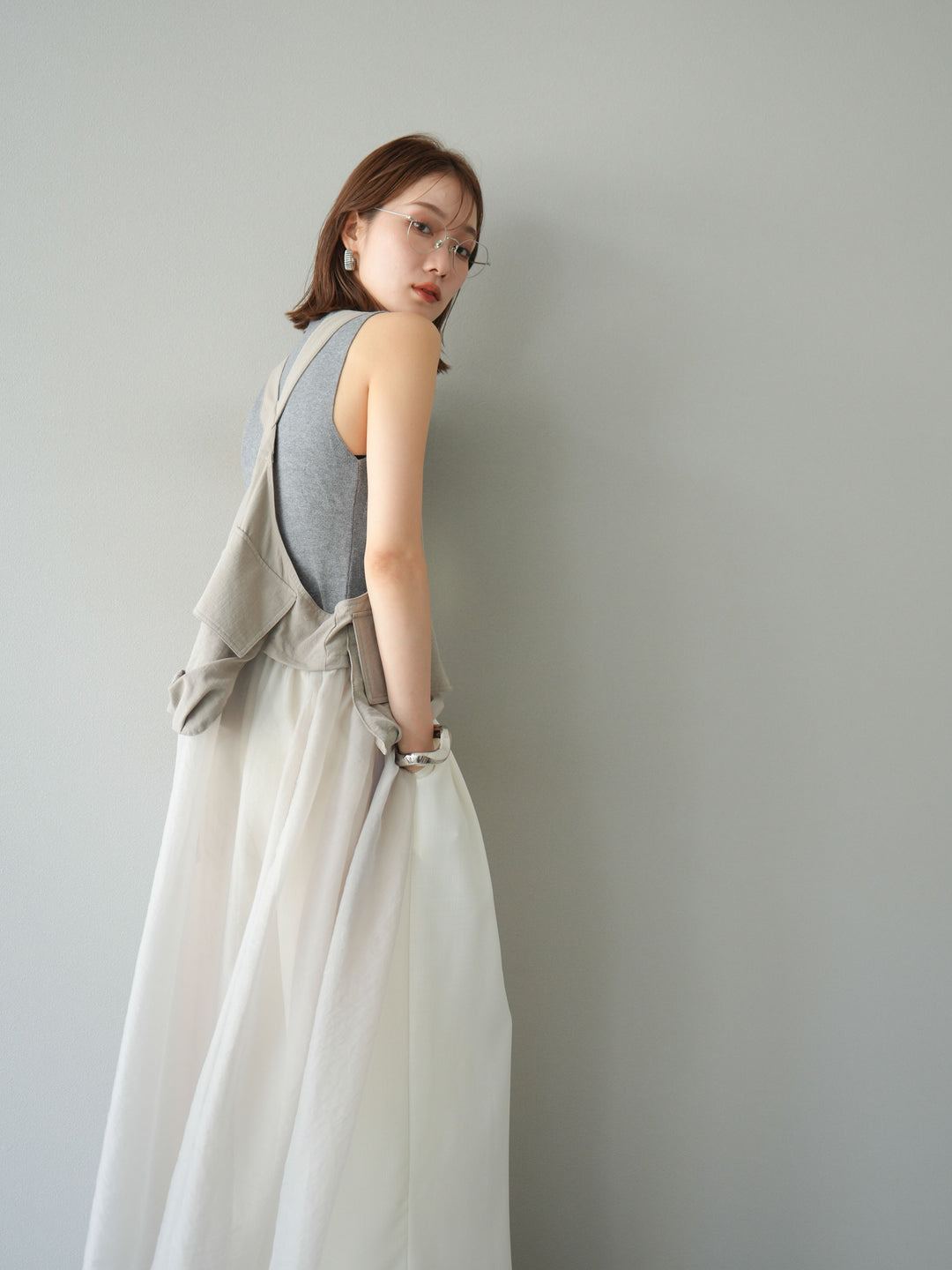 [SET] 戰術背心歐根紗洋裝 + 麻質寬鬆寬褲 (2 件套)