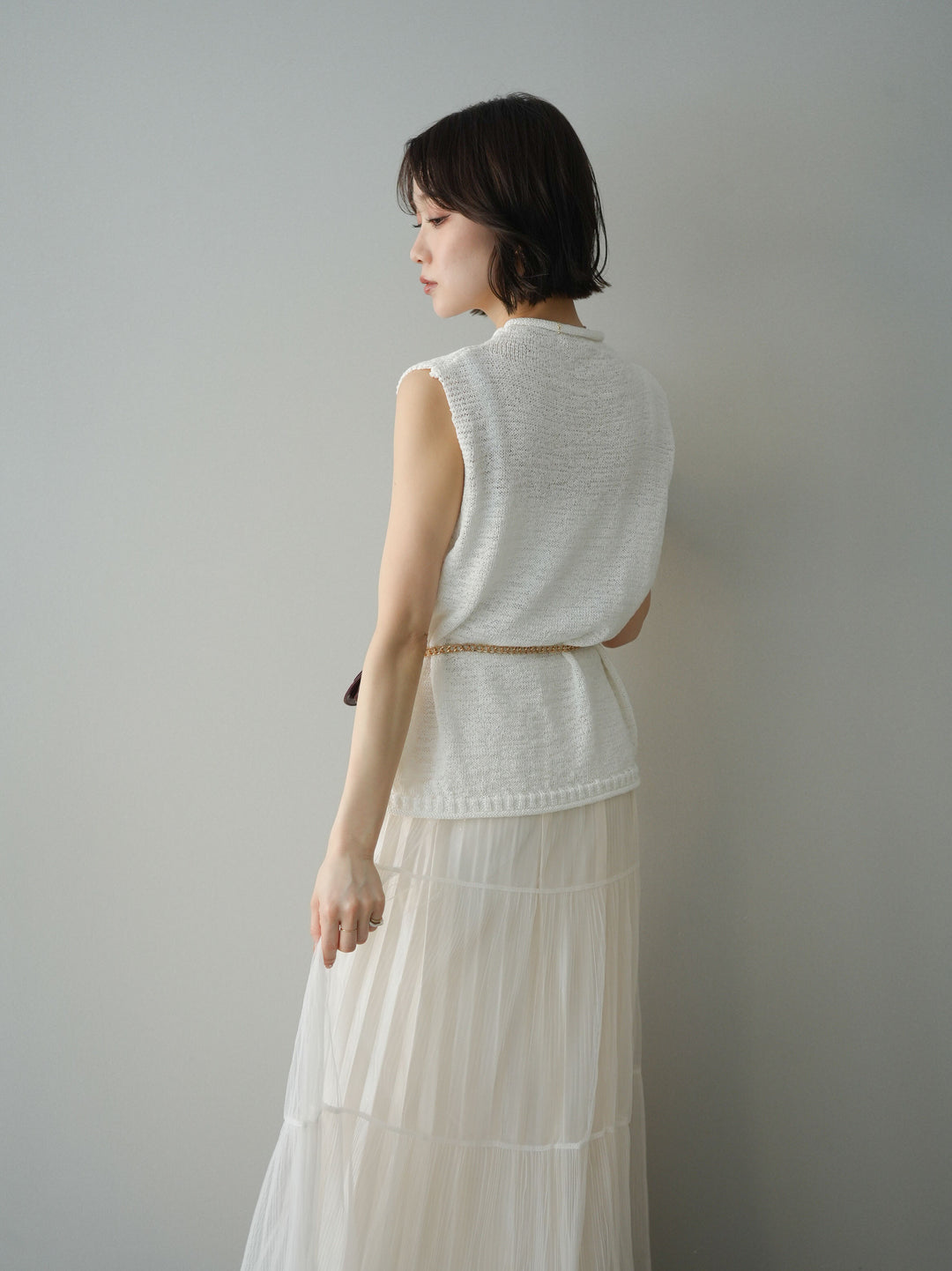 [予約]ノースリーブリネンタッチシアーニットプルオーバー/white