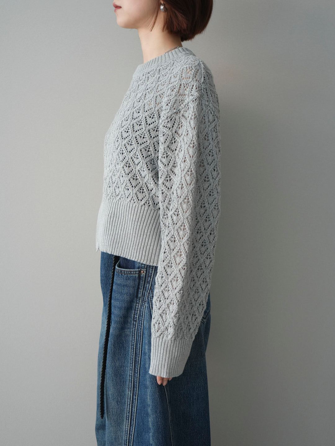 [予約]透かし編みフロントジップスリットニットプルオーバー/gray