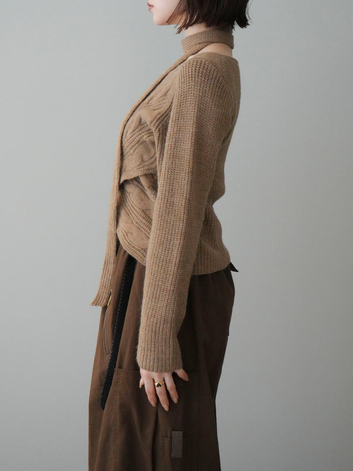 [予約]ケーブル編みクロスニットトップス/camel