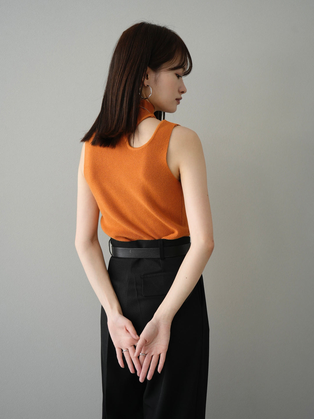 [Pre-order] Cut-out sleeveless rib knit/orange