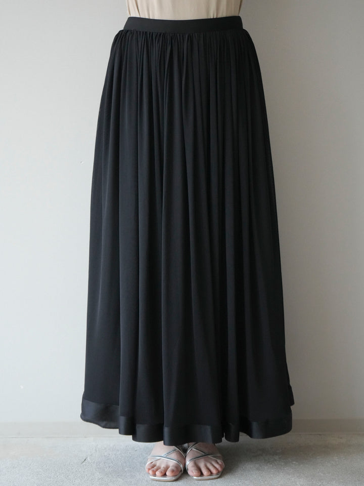 [予約]サテンヘムシアーフレアスカート/black