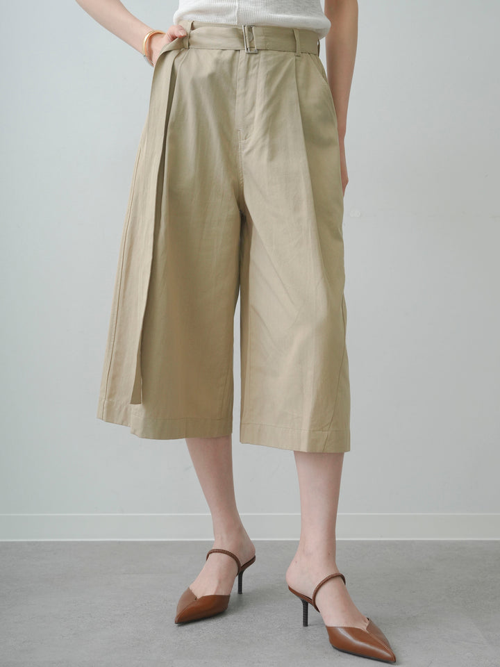 [予約]ベルトデザインタックミドルパンツ/beige