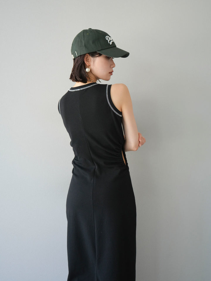 [予約]ウエストオープンステッチカットワンピース/ブラック