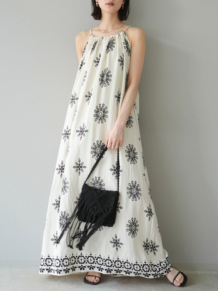 【預購】民族風吊帶洋裝/象牙白