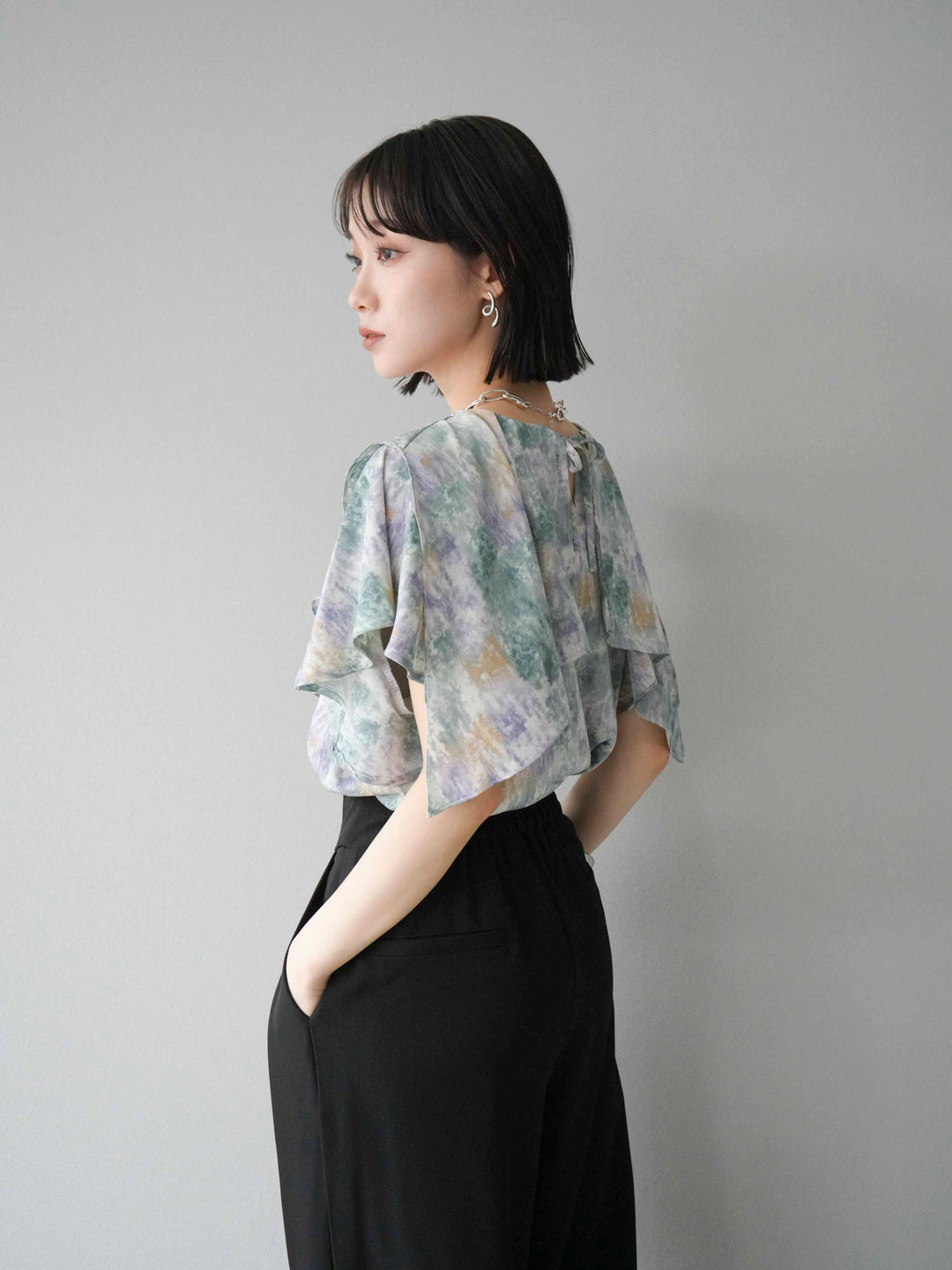 [予約]水彩アートラッフルカラーブラウス/グリーン