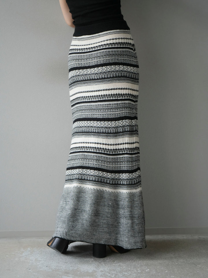 [予約]ガーター編みニットロングスカート/ホワイト×ブラック