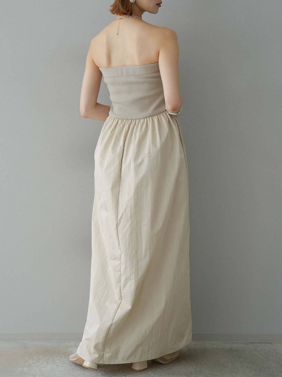 [預訂] 針織 x 塔夫綢小熊洋裝/米色