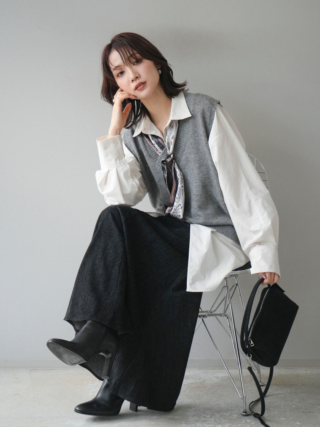 [予約]スカーフ付きニットベスト/gray