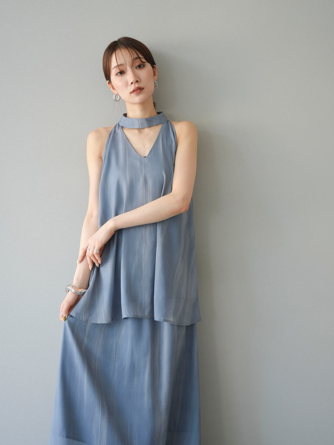 [SET] 細膩花紋V領襯衫＆喇叭裙（2套）