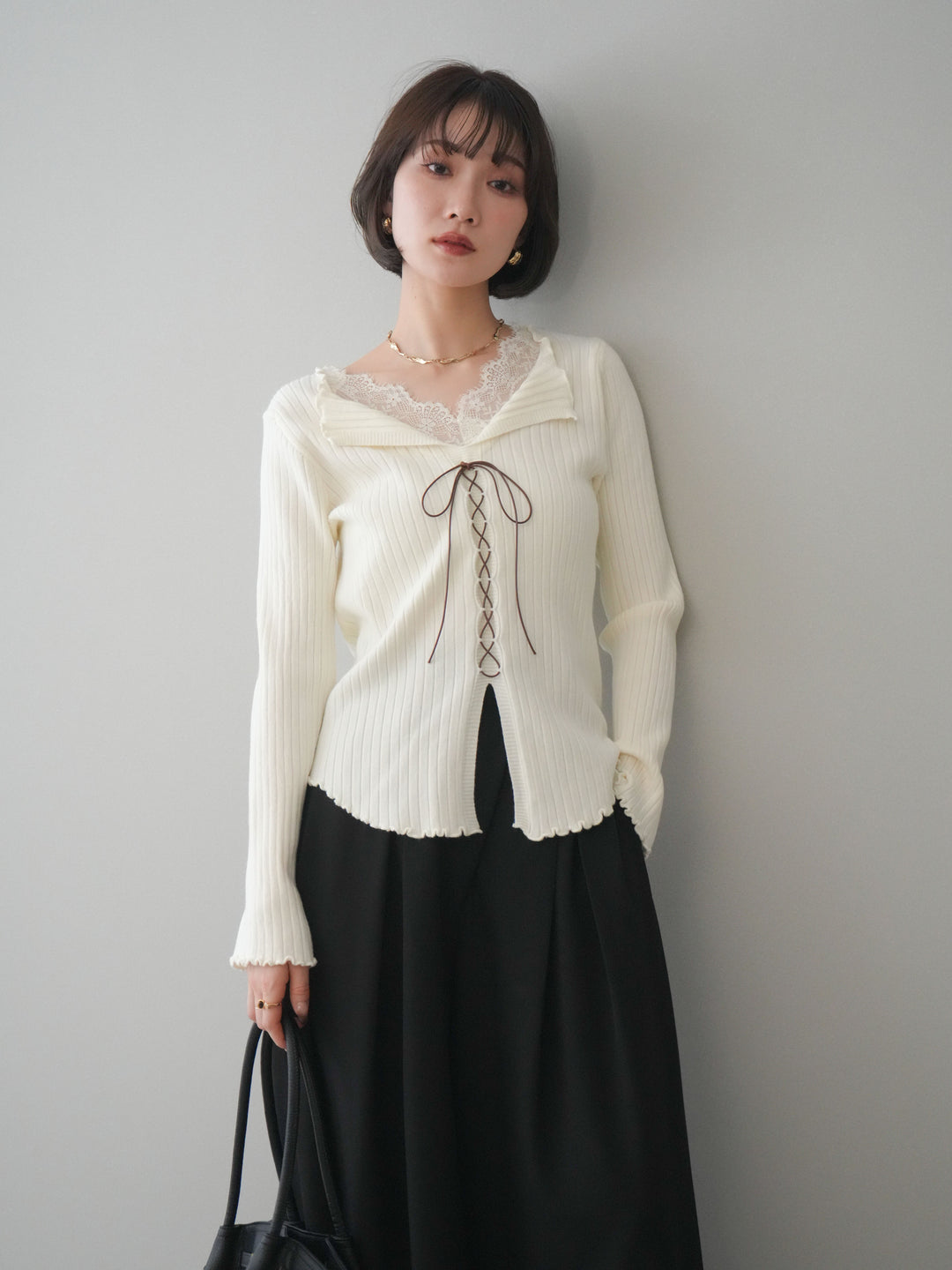 [予約]レースネックレースアップリブニットトップス/ivory