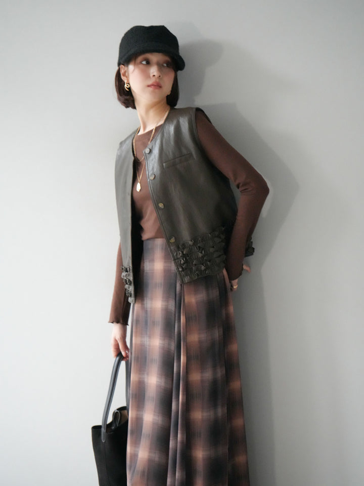 [予約]コンパクトフリルレザーベスト/ブラウン