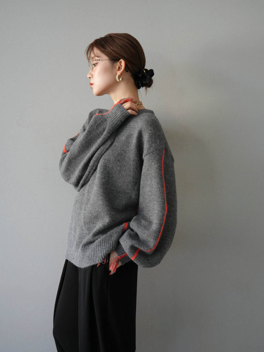 [予約]配色ステッチフリンジニットプルオーバー /チャコール