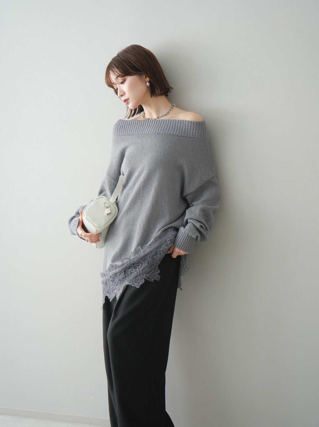 [SET]アシンメトリーレースヘムニットプルオーバー+選べるアクセセット(2set)