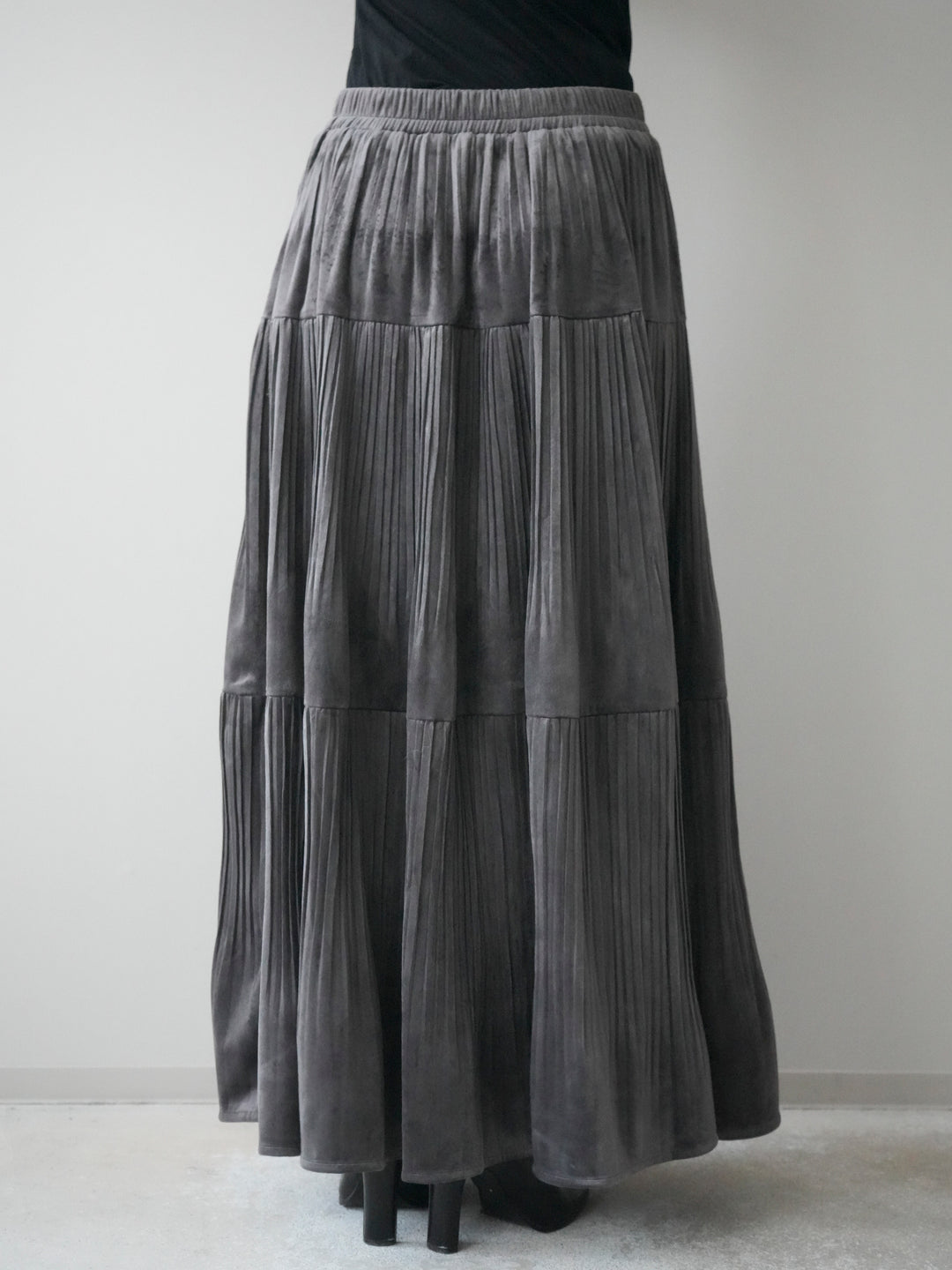 [予約]ベロアティアードワッシャースカート/charcoal