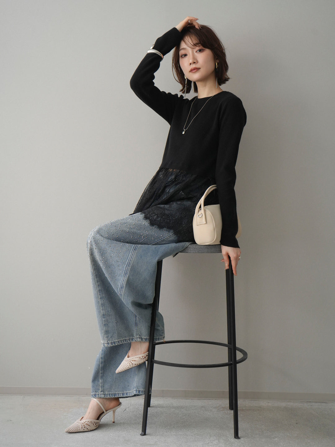 [SET]クルーネックレースドッキングリブニットトップス+フロントビジューカーブデニムパンツ(2set)