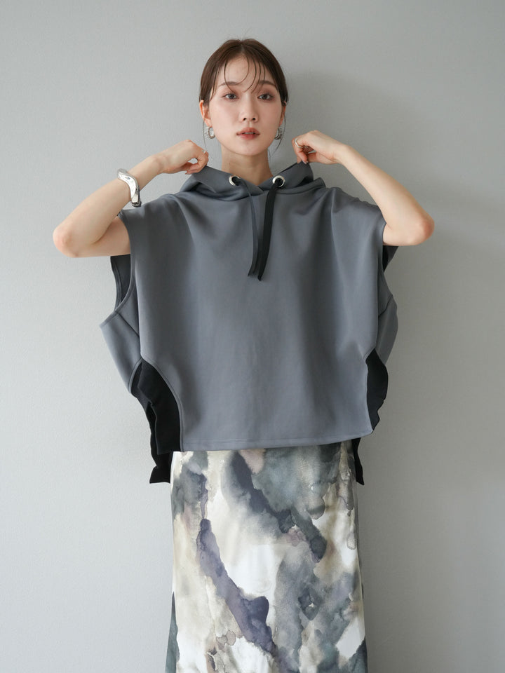 [SET]アシンメトリードルマンバックZIPフーディー+ニュアンスサテンフリルスカート(2set)