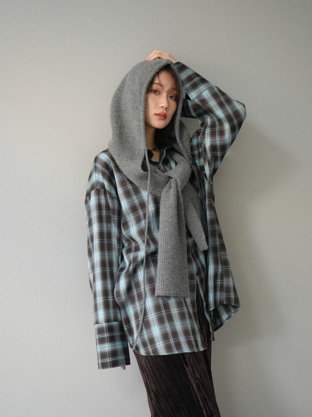 [予約]フードニットマフラー/チャコール