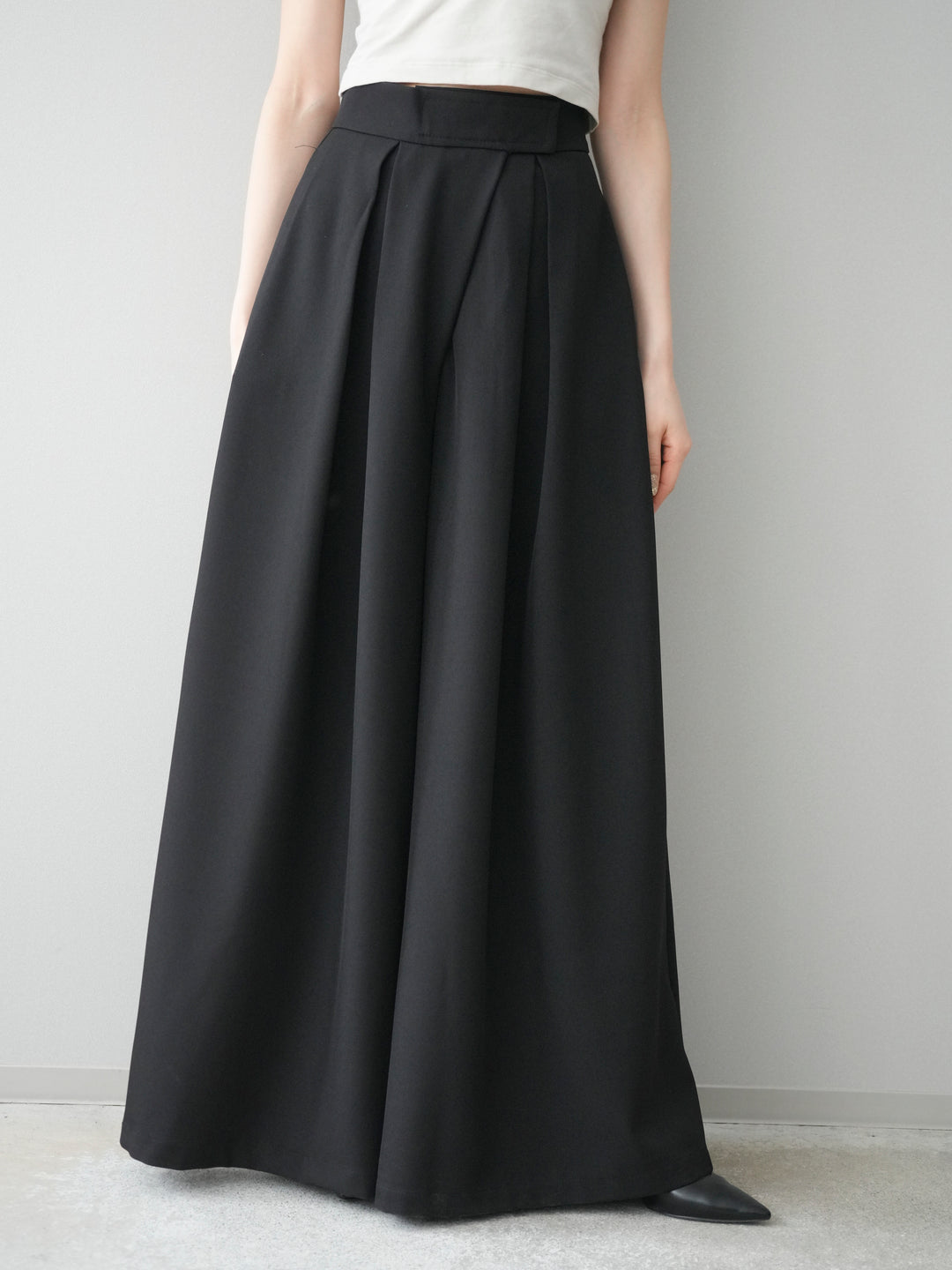 [予約]テープベルトタックバギーパンツ/black