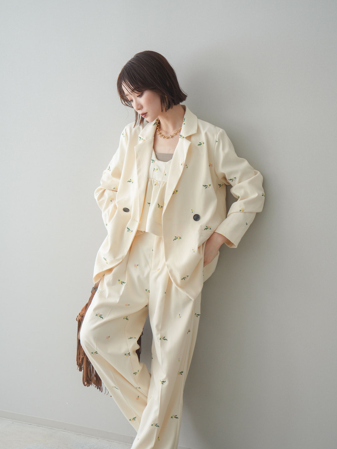 [予約]フラワー刺繍テーラードジャケット/ivory