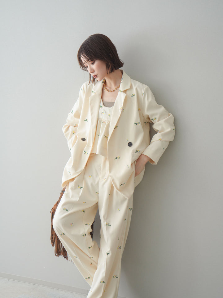 [予約]フラワー刺繍テーラードジャケット/ivory
