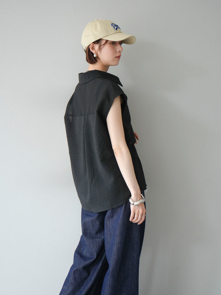 [SET] 透視格紋無袖襯衫 + 臀部設計牛仔褲（2 套）