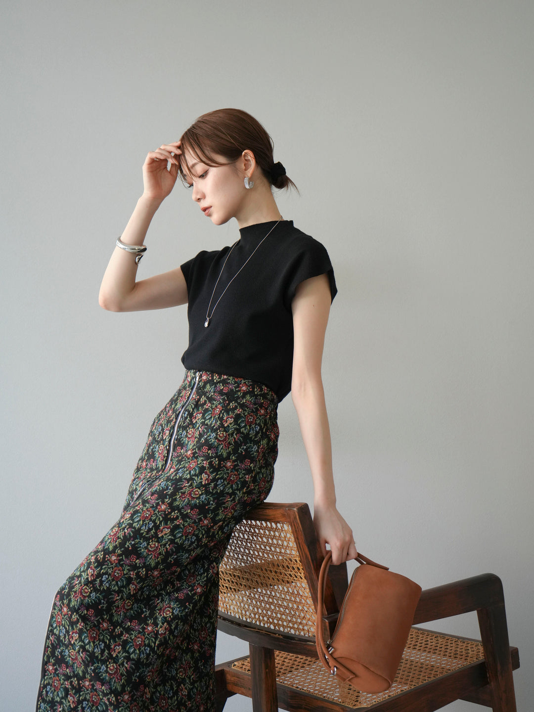 [SET]プチネックフレンチニットトップス+ゴブランフロントジップタイトスカート(2set)