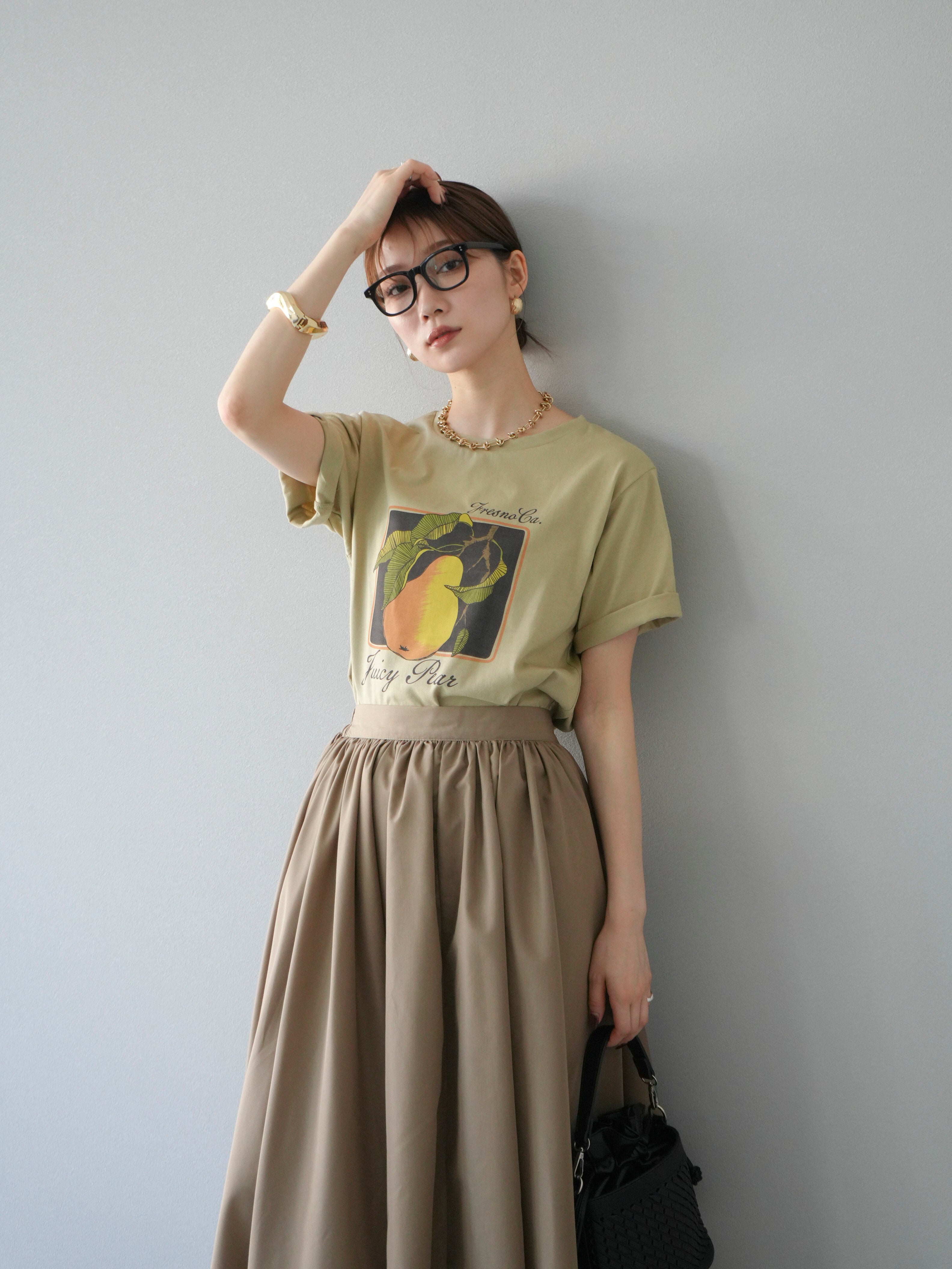 予約]レトロプリントTシャツ/ベージュ – Lumier