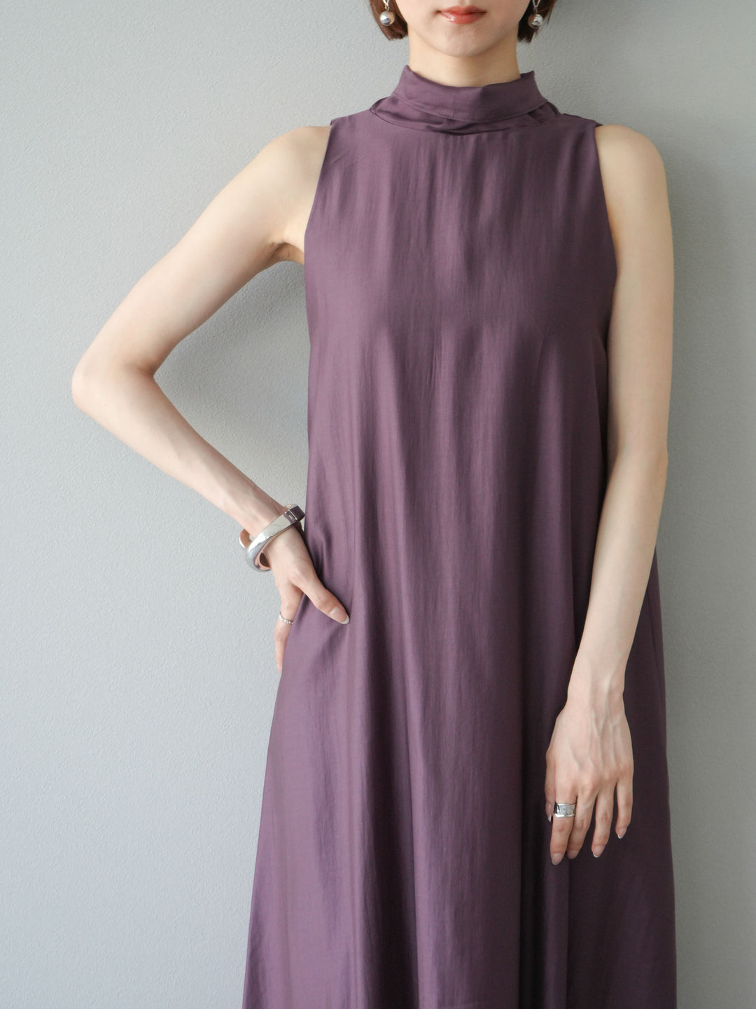 [予約]シアーホルターバックオープンワンピース/ボルドー