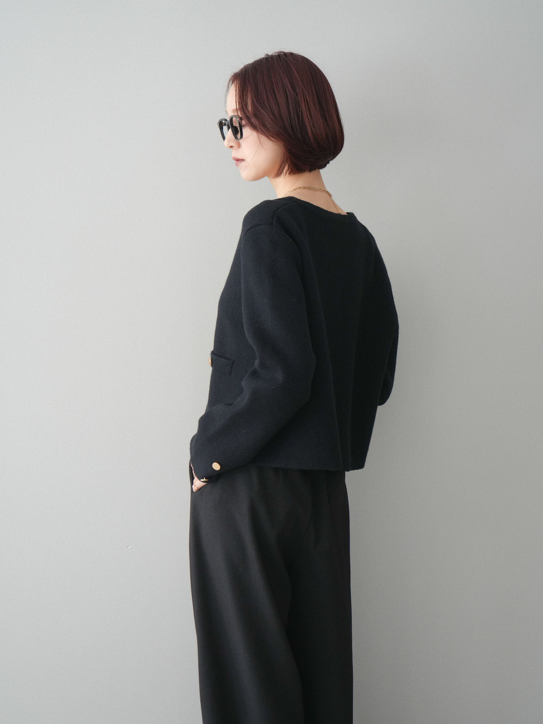 [SET]ゴールドボタンノーカラーニットジャケット+サテンベルトタックワイドパンツ(2set)